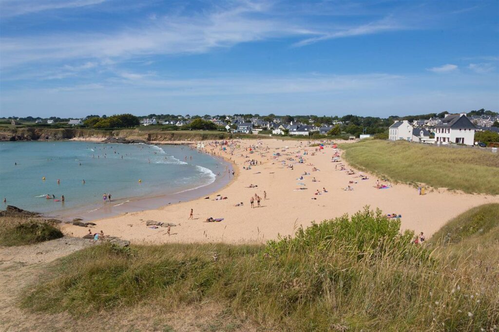 Plage « Les Grands Sables » à proxilité du camping de Locouarn dans le Finistère sud